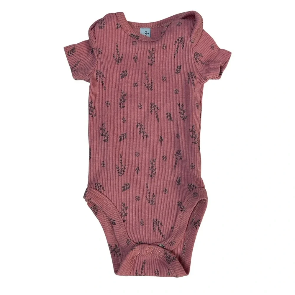 Girls Newborn 0-3 Months Bundle 8 pc Carter's Spring Summer Clothes Shirts‎